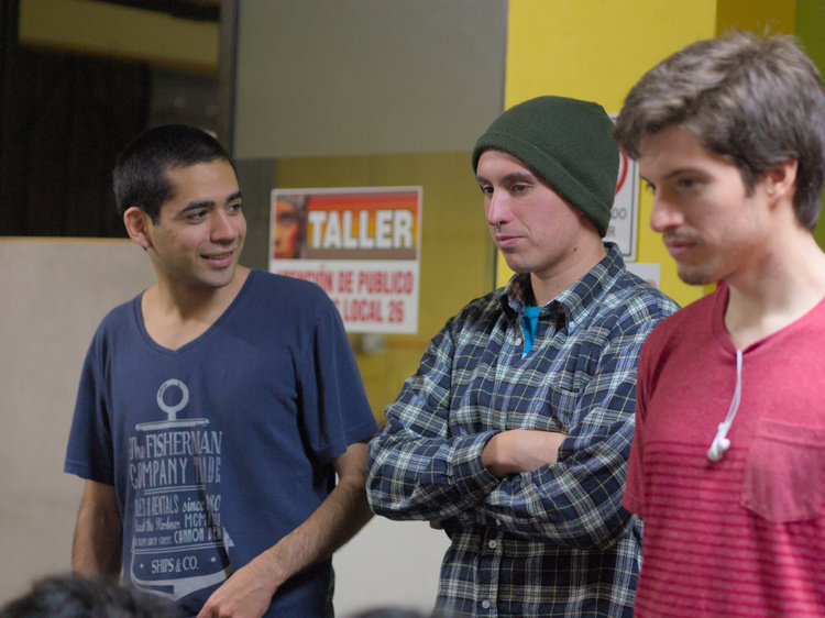 Doom (izquierda), Blaky (centro) y Miguel (derecha). Friday Night Smash 5, Game Hunterz, Agosto 2015.